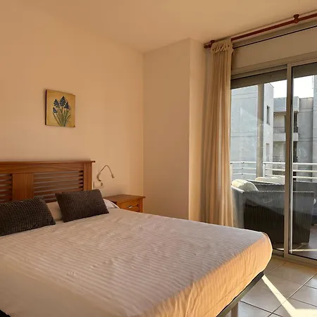 Agi Torre Quimeta Apartment Roses