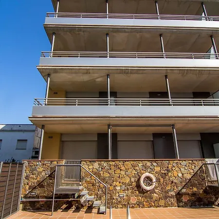Agi Torre Quimeta Apartment *